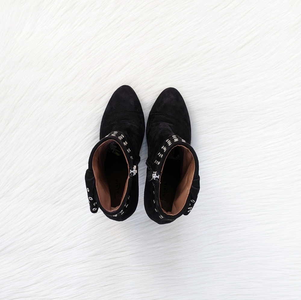 Alaïa Black Suede Grommet Embellished Ruffled Ankle Boots | Size 38.5 - Picture 2 of 16